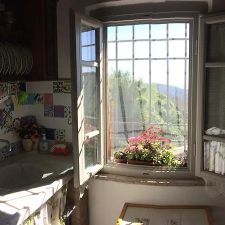 La Casina Delle Rondini * Corsanico-Bargecchia